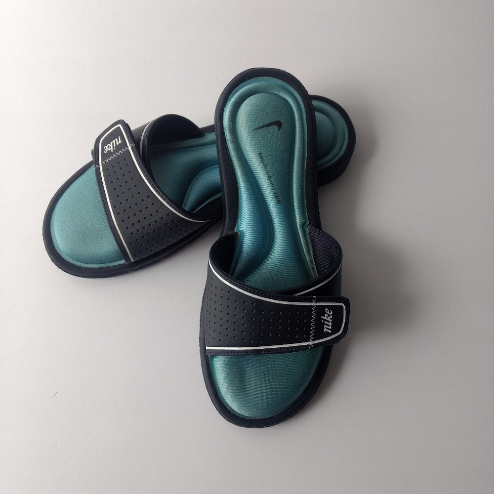 Nike Slip on Sandals women size 8